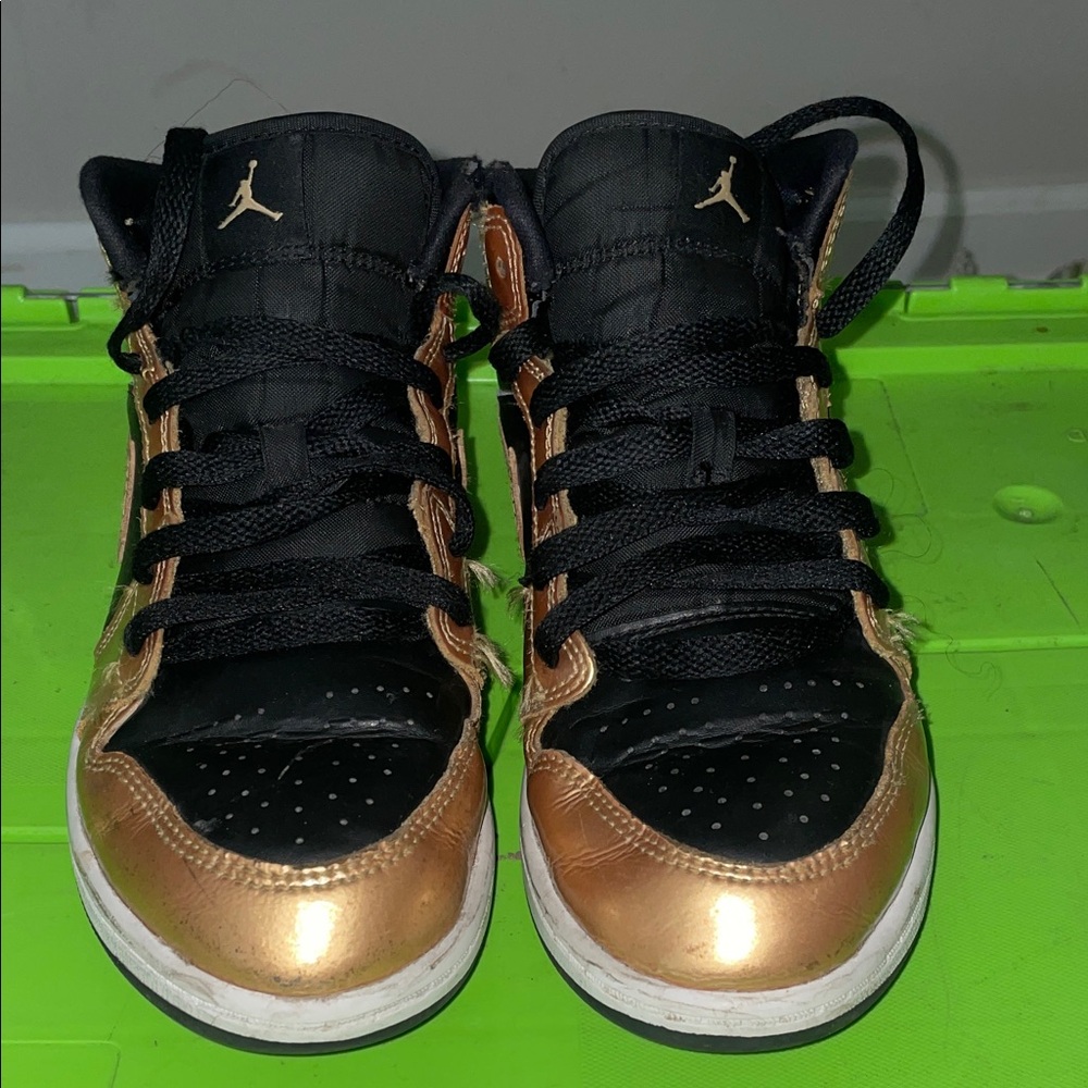 Jordan Kids Shoes Black and Gold
